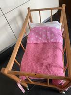 Houten Poppenbedje op Wieltjes, Ophalen, Babypop