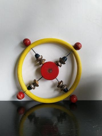 Oud Hollandse rammelaar voor aan de box -stuur beschikbaar voor biedingen