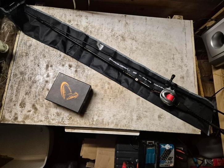 Nieuwe Savage Gear reel+hengel, Watersport en Boten, Hengelsport | Roofvissen, Nieuw, Complete set, Ophalen