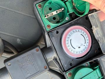 Tuinstekkerdoos met Tijdklok beschikbaar voor biedingen