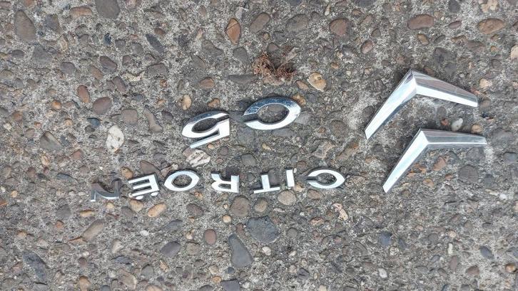 Set emblemen op de achterklep Citroen C5 uit 2006, Auto diversen, Overige Auto diversen, Ophalen of Verzenden