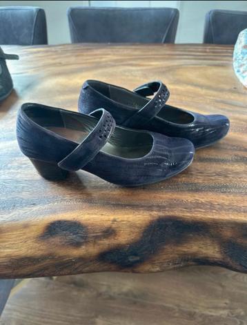 Durea schoenen beschikbaar voor biedingen
