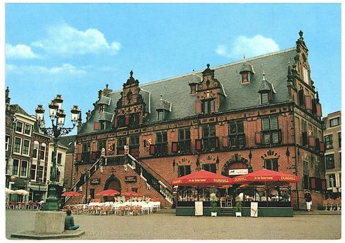958446	Nijmegen	Waaggebouw	Nette oude kaart Onbeschreven, Verzamelen, Ansichtkaarten | Nederland, Ongelopen, Gelderland, Ophalen of Verzenden