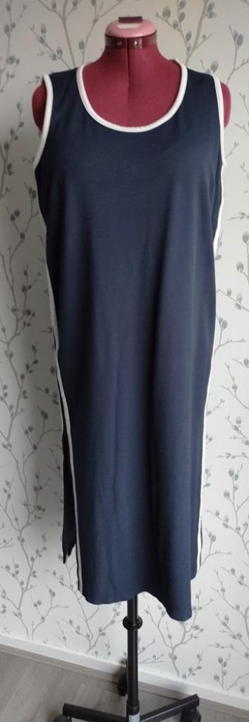 GIOVANE Zomerjurkje maat 42/44, Kleding | Dames, Jurken, Zo goed als nieuw, Maat 46/48 (XL) of groter, Blauw, Onder de knie, Ophalen of Verzenden
