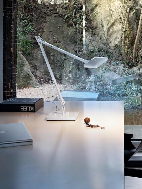Flos | Kelvin | Led | Bureaulamp | Tafellamp | Designlamp, Huis en Inrichting, Lampen | Tafellampen, Zo goed als nieuw, Minder dan 50 cm