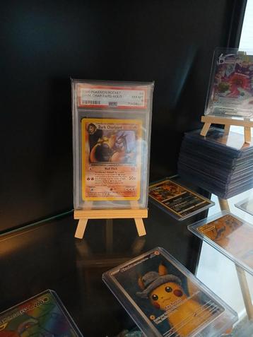 Dark Charizard psa8 004 beschikbaar voor biedingen
