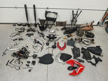Onderdelen Ducati Panigale V2 bj 2020-2024 beschikbaar voor biedingen