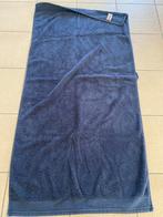 Z g a nieuwe blauwe handdoek HEMA hotel 70x140cm, Ophalen of Verzenden, Zo goed als nieuw, Blauw, Handdoek