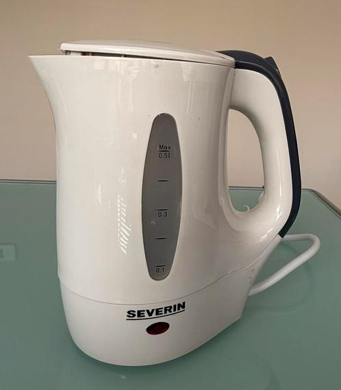Reiswaterkoker 0,5 l met twee bekers, Witgoed en Apparatuur, Waterkokers, Zo goed als nieuw, Ophalen