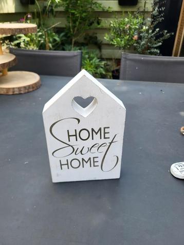 Home sweet home hout beschikbaar voor biedingen