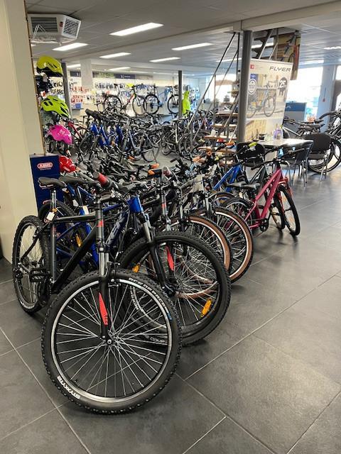 Opruiming diverse kinderfietsen verschillende maten, Fietsen en Brommers, Fietsen | Kinderfietsjes, Nieuw, Ophalen