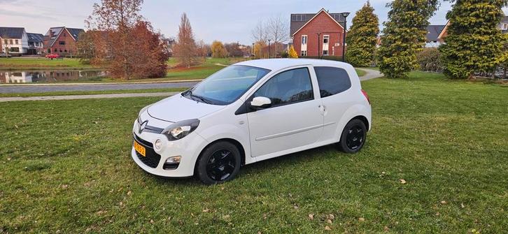 Renault Twingo 1.2 16V 2012 Wit, Auto's, Renault, Particulier, Twingo, Airconditioning, Centrale vergrendeling, Cruise Control