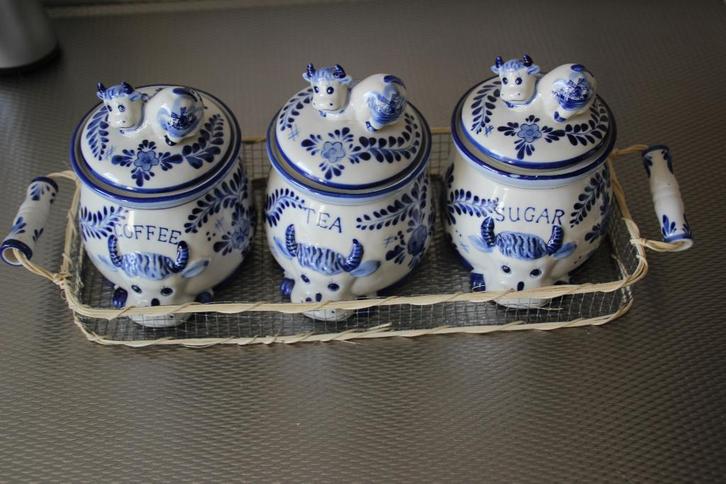 koffie,thee en suikerpot in mandje, Huis en Inrichting, Keuken | Potten en Pannen, Gebruikt, Pot, Bus of Blik, Overige materialen