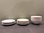 10 ontbijtbordjes en 4 kommen - gratis afhalen, Ophalen, Gebruikt, Bord(en), Effen