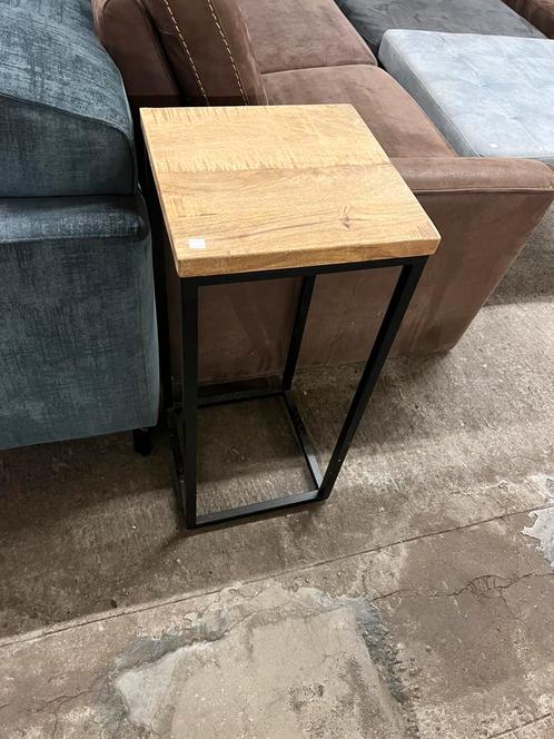 Mangohout bijzettafel, Antiek en Kunst, Antiek | Meubels | Tafels, Ophalen