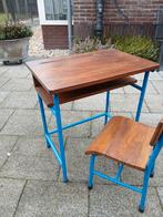 Oud schooltafeltje  en stoel., Ophalen, Gebruikt, Tafel(s) en Stoel(en)