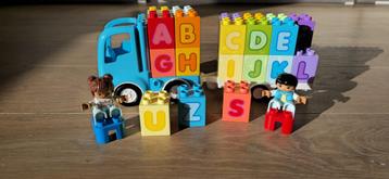 DUPLO Alphabet vrachtauto 10421 beschikbaar voor biedingen