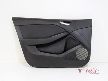 Portierbekleding 4Deurs links-voor van een Renault Clio beschikbaar voor biedingen