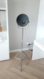 Vloerlamp Jesper, Ophalen