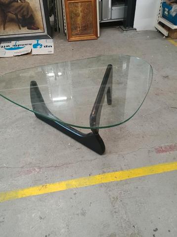 Replica vitra nogichi  salontafel  beschikbaar voor biedingen