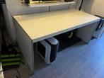 Groot wit bureau, Huis en Inrichting, Ophalen, Gebruikt