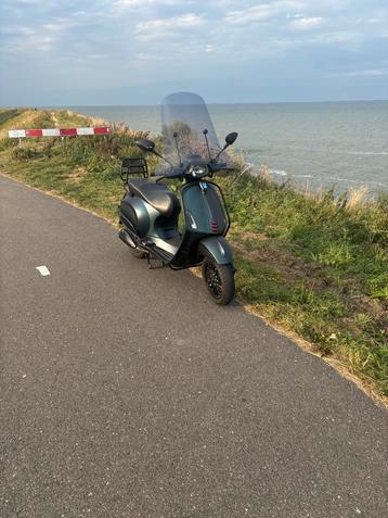 Vespa Sprint 2017 - Prachtige Scooter! beschikbaar voor biedingen