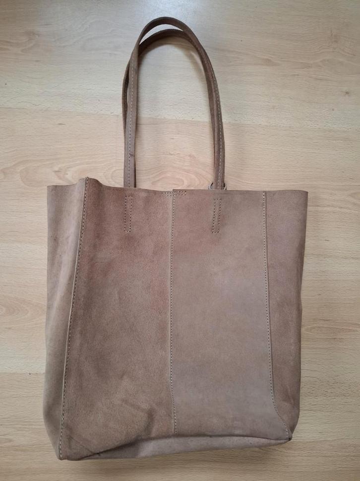 Burkely tas, Sieraden, Tassen en Uiterlijk, Tassen | Damestassen, Zo goed als nieuw, Handtas, Bruin, Ophalen of Verzenden