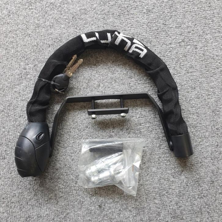 NIEUW Stuurslot BTC Riva AGM VX50 Capri Vespa Look China LX, Fietsen en Brommers, Brommers | Toebehoren, Nieuw, Slot, Ophalen of Verzenden