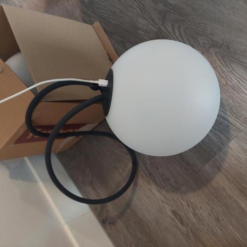 Bollamp fatboy - WERKT NIET GOED, Tuin en Terras, Buitenverlichting, Gebruikt, Hanglamp, Kunststof, Minder dan 50 watt, Led, Ophalen of Verzenden