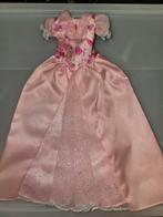 Barbie cinderella collection dress 2004  veelgebruikte staat, Verzamelen, Poppen, Ophalen of Verzenden, Pop