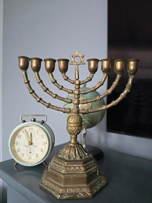 Prachtige echte antieke 19de eeuwse zeer zware menorah €39, Antiek en Kunst, Antiek | Kandelaars, Koper of Brons, Ophalen of Verzenden