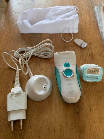 Perfect Gereinigde en Waterdichte Braun Silk-épil 7 Epilator beschikbaar voor biedingen