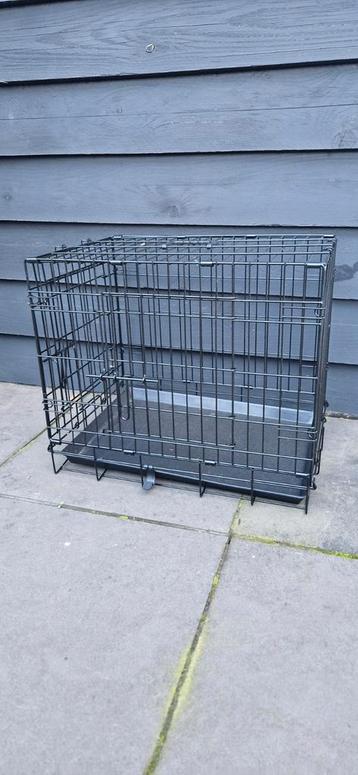 Hondenbench beschikbaar voor biedingen