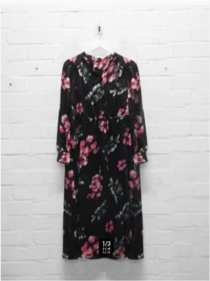 Label DOT - Prachtige maxi Jurk maat 42 + 44 - Nieuw €159,95, Kleding | Dames, Jurken, Nieuw, Maat 42/44 (L), Zwart, Onder de knie
