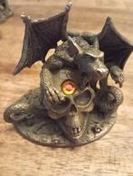 The sabre toothed skull, Dark secrets, Verzamelen, Ophalen, Zo goed als nieuw