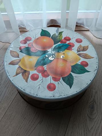 Groot vintage blik koekjestrommel jaren 60 beschikbaar voor biedingen