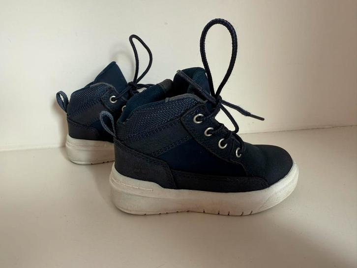 Timberland boots, maat 22, Kinderen en Baby's, Kinderkleding | Schoenen en Sokken, Zo goed als nieuw, Schoenen, Jongen, Ophalen of Verzenden
