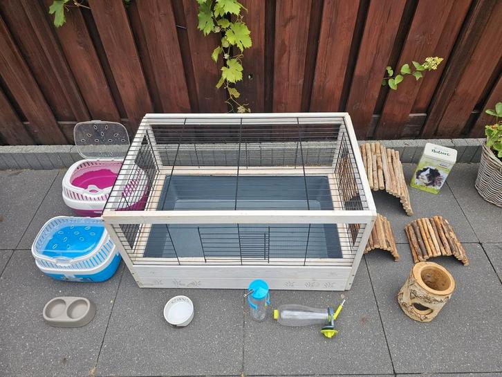Complete set voor een of twee cavia's, Dieren en Toebehoren, Knaagdieren en Konijnen | Hokken en Kooien, Zo goed als nieuw, Kooi