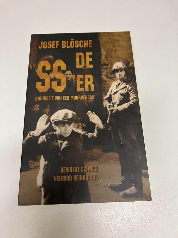 Josef Blosche De Ss er Biografie ve moordenaar, Boeken, Oorlog en Militair, Gelezen, Algemeen, Tweede Wereldoorlog, Ophalen of Verzenden