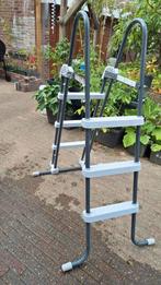 Intex 91/107cm - Ladder, Ophalen, Zo goed als nieuw