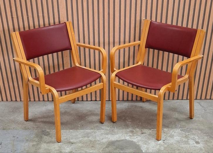 14 x Magnus Olesen Vintage Deense houten design stoelen leer, Huis en Inrichting, Stoelen, Zo goed als nieuw, Vijf, Zes of meer stoelen