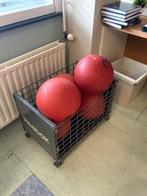 21 Medicijnballen (2 kg), Sport en Fitness, Fitnessmaterialen, Ophalen, Gebruikt, Medicijnbal