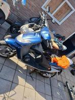 GEZOCHT!! Scooter zonder 123 in almere!!, Fietsen en Brommers, Scooters | Piaggio, Ophalen of Verzenden, Overige modellen