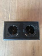 Nieuwe dubbele wand stopcontact met  usb kleur zwart, Ophalen of Verzenden, Nieuw, Stopcontact