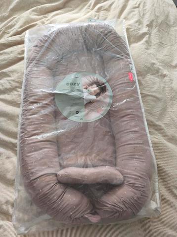 Babynest done by deer zgan beschikbaar voor biedingen
