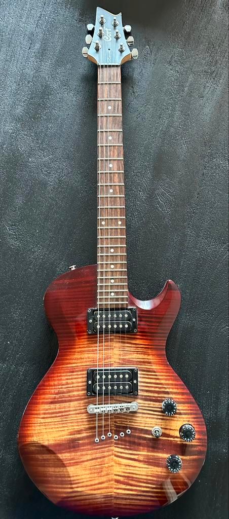 Cort Zenox z42 Ft elektrische gitaar, Muziek en Instrumenten, Snaarinstrumenten | Gitaren | Elektrisch, Zo goed als nieuw, Solid body