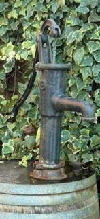 Waterpomp. Handpomp gietijzer voor regenton, Ophalen, Gebruikt, Handmatig, Regentonpomp