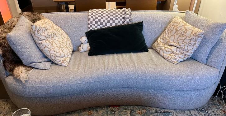 Grijze 3,5 zits bank van de Leen Bakker - Perfecte staat!, Huis en Inrichting, Banken | Bankstellen, Zo goed als nieuw, Rechte bank