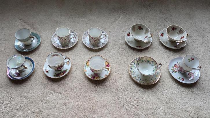 Fraau servies, 10 koppen met schotels, Antiek en Kunst, Antiek | Servies los, Ophalen