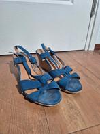 Blauwe Hakken - Maat 37, Kleding | Dames, Schoenen, Pumps, Blauw, Ophalen of Verzenden, Onbekend
